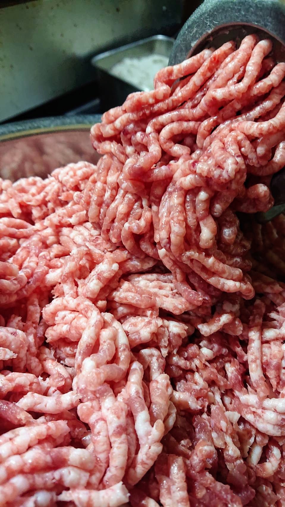 北海道産放牧豚　<BR>肩うで肉自家挽きミンチ250g <BR>✨使い道豊富！