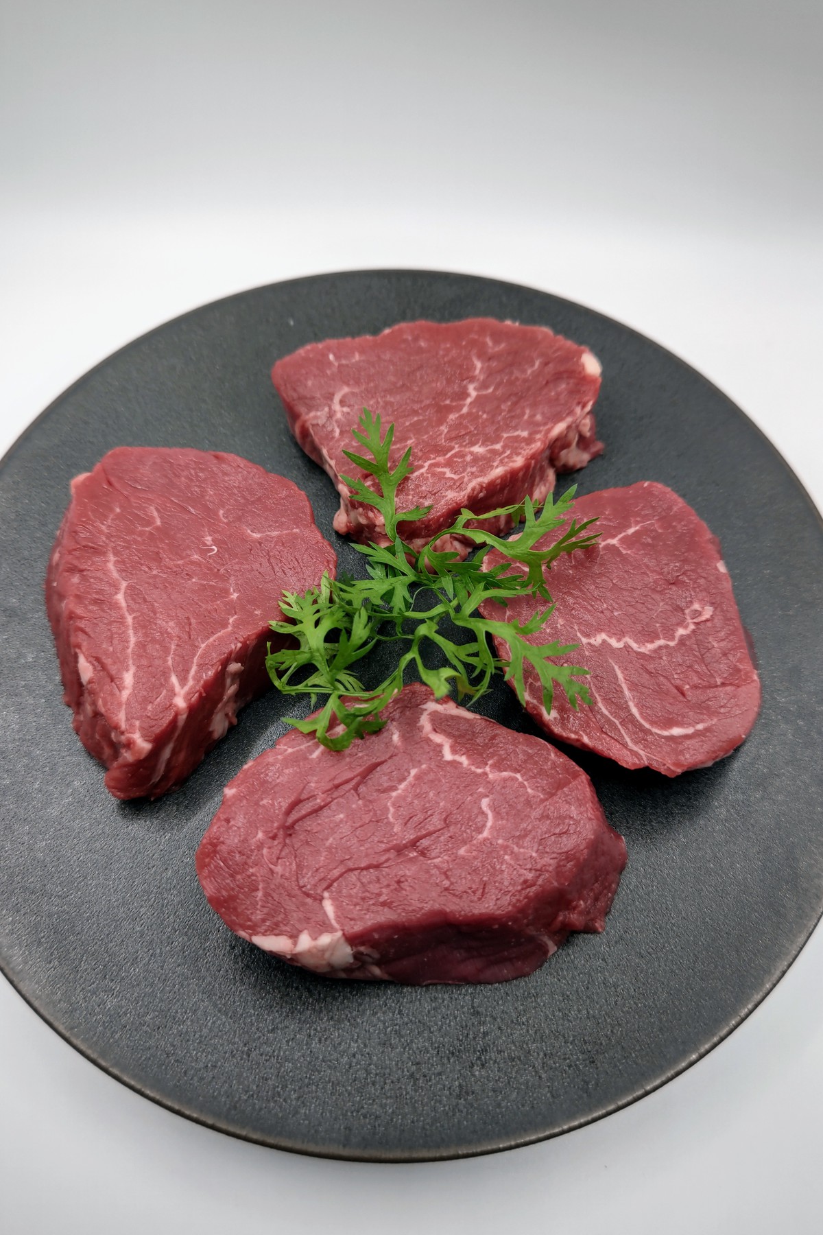 NZ産放牧牧草牛 <BR>ヒレ肉 100g×4カットのお得セット!