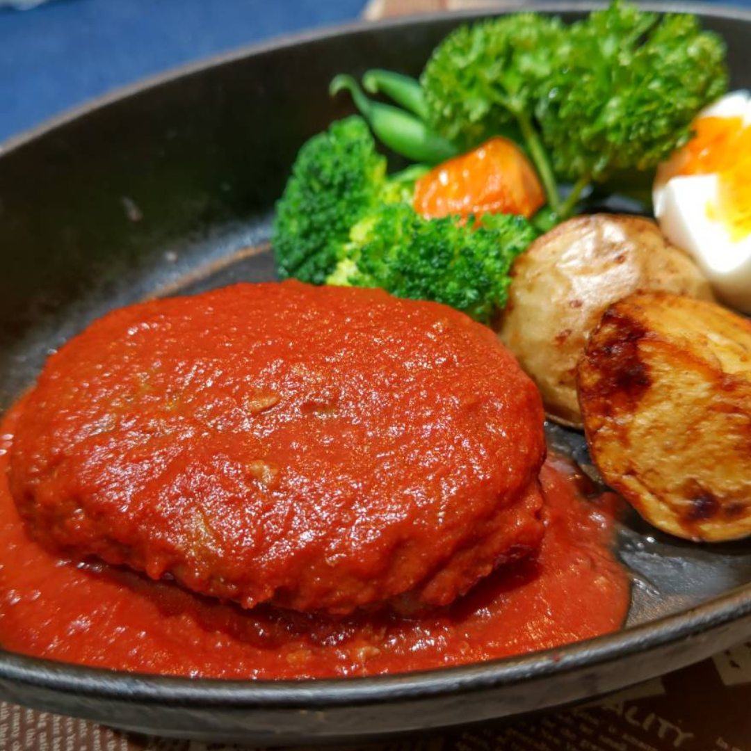 ⭐ギフトやおうちのストックにおすすめ⭐ <BR>温めるだけのシェフ渾身のハンバーグ🧑🍳<BR>NZ産牧草牛100%トマト煮込みハンバーグセット!