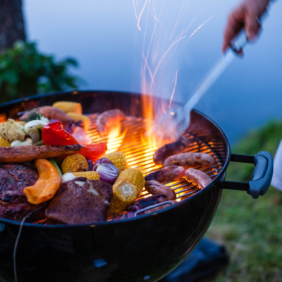 ✨️5月限定特別価格＆有機ポップコーンの種付き！<BR>⭐️BBQも安心安全なお肉で<BR>スタンダード🔥バーベキューセット!<BR>￥11350→10000