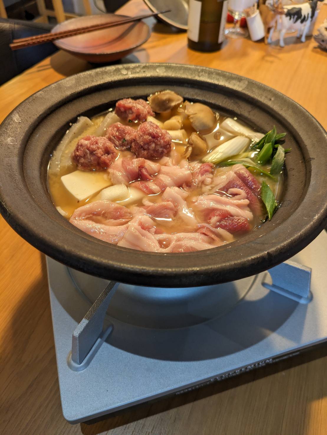 🚩終売　今季も深山の恵に感謝<BR>特Ａ極上猪鍋セット（ボーンブロス付き）　<BR>肩ロース、ロース、バラ、モモ、ミンチ、ボーンブロス2p<BR>（4〜5人前）<BR>