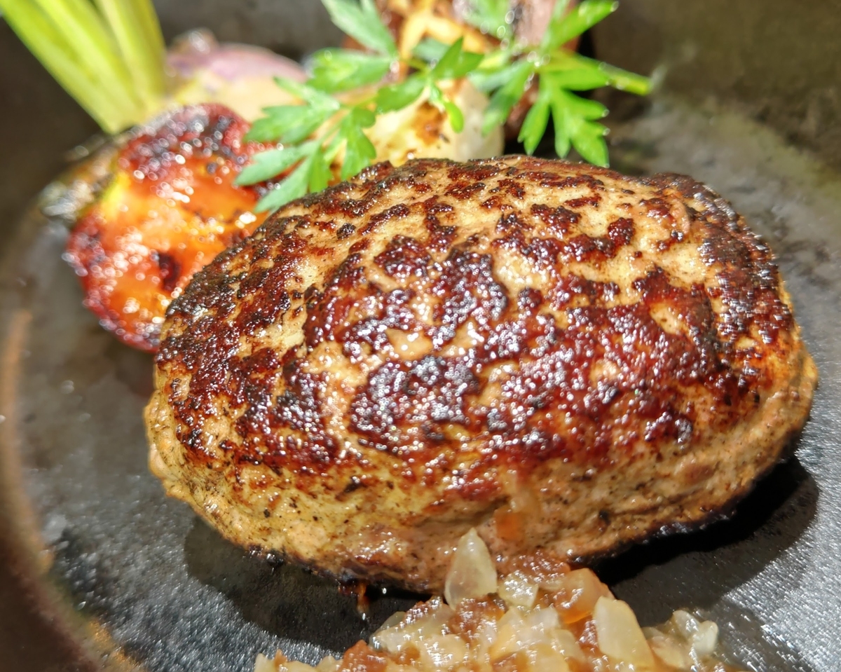 牧草牛【生】ハンバーグ150g×4　★スポット販売★<BR>NZ産グラスフェッドビーフ最上級『パスチャーフェッド』<BR>✨シェフ渾身の拘り逸品です！✨️